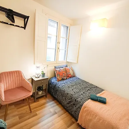 Albergue Bcn Private - La Rambla Pf *
